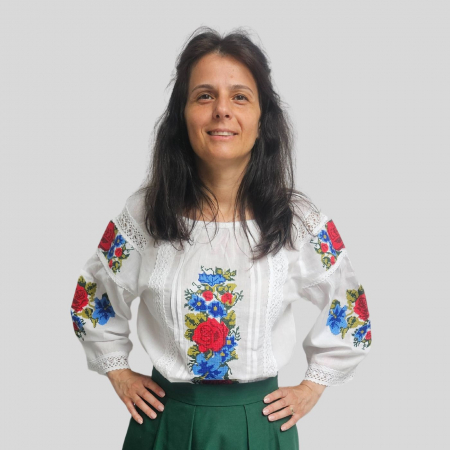 Dama - Ie damă Serafima