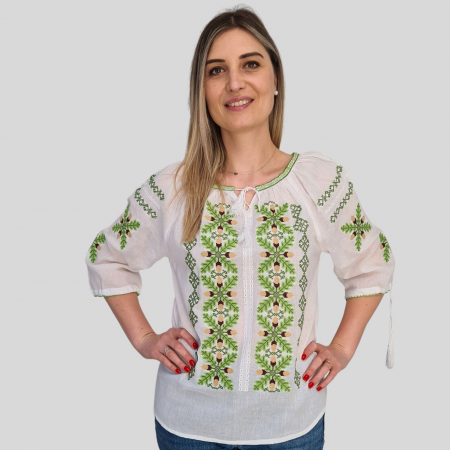Ie damă Parascheva broderie verde [1]