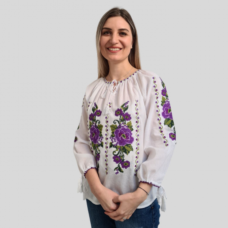 ie - Ie damă Petronela