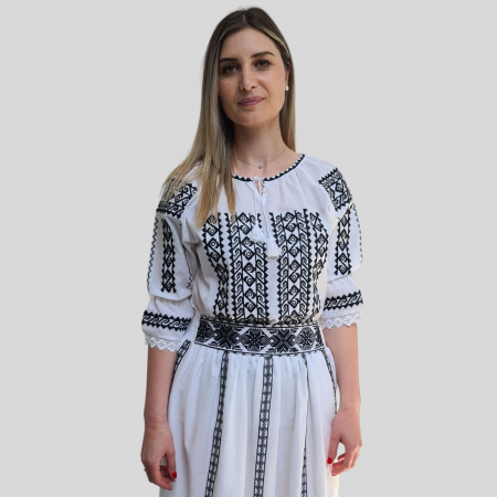 Ie damă Florina broderie neagră [2]