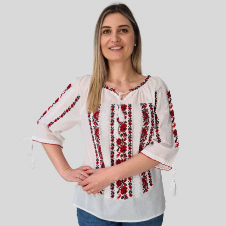 Ie damă Gabriela [2]