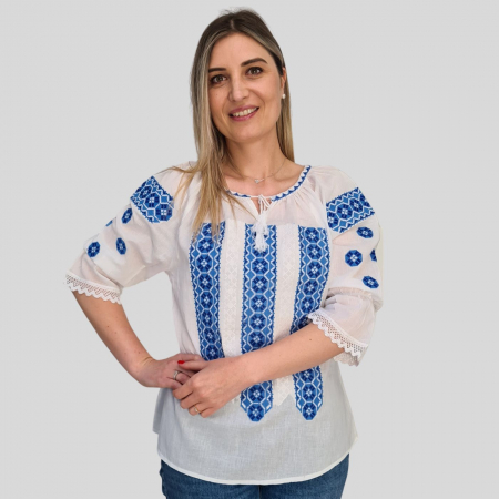 Dama - Ie damă Marcela broderie albastră