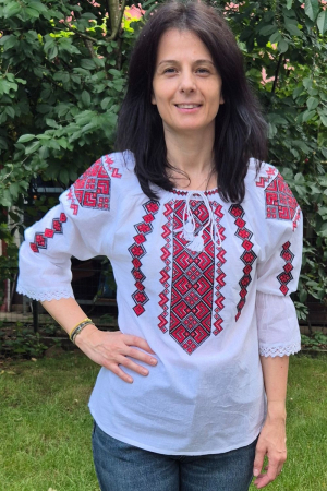 Ie damă Livia broderie rosie [1]