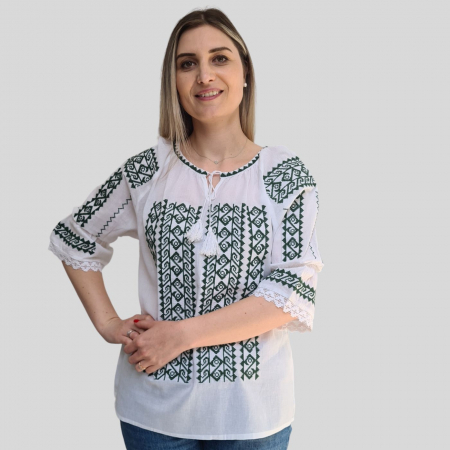 Ie damă Florina broderie verde [2]