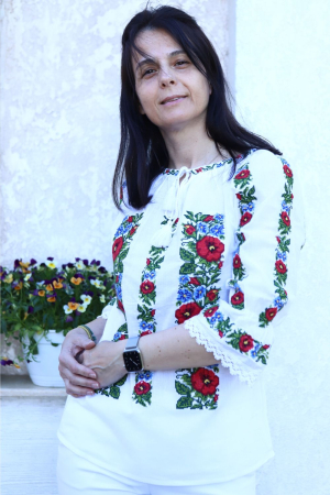 Dama - Ie damă Alesia