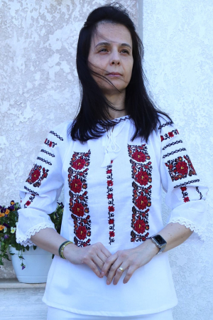 Dama - Ie damă Tamara broderie rosie