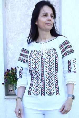 Dama - Ie damă Maiana