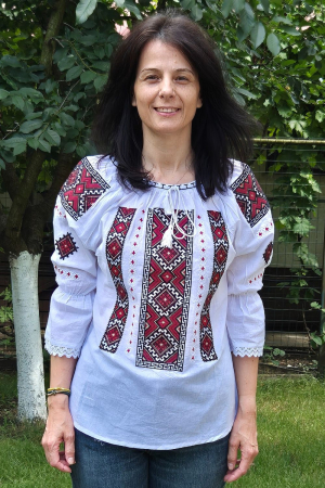 Ie damă Paraschevi broderie rosie [1]