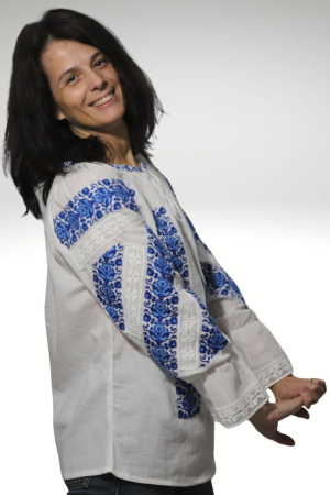 Ie damă Pinufia broderie albastra maneca lunga [2]