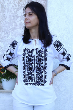 Ie damă Steluta broderie neagra [1]