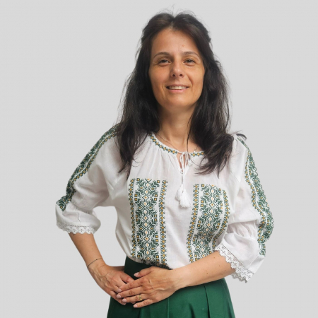 Ie damă Suzana broderie verde [2]