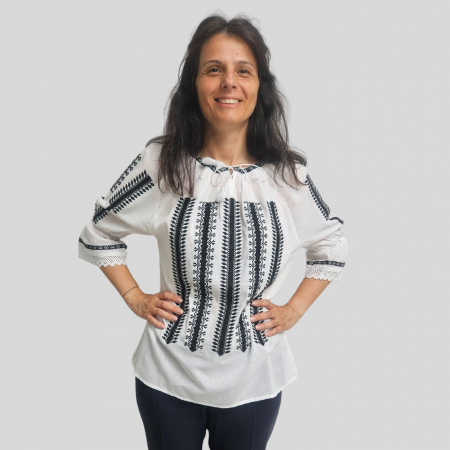 Dama - Ie damă Giulia