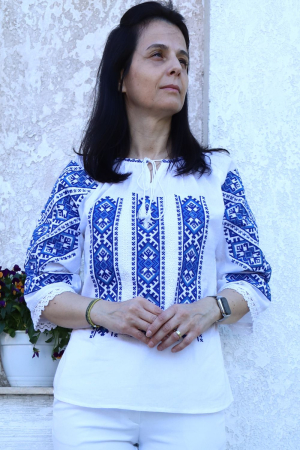 Ie damă Filotimia broderie albastra [1]