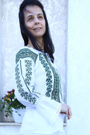 Ie damă Monalisa broderie verde [2]