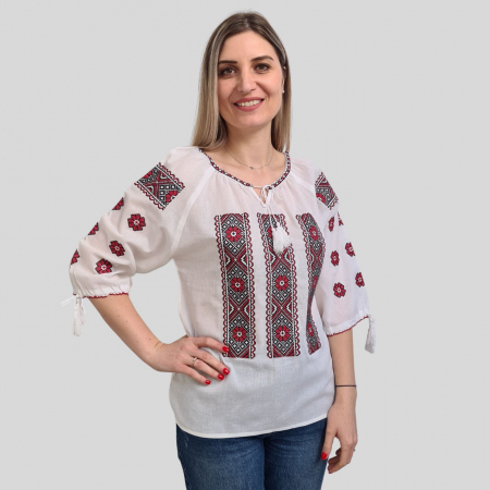 Ie damă Teodula broderie rosie [1]