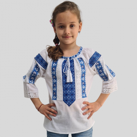 ie fete - Ie fete Ruxandra  broderie albastră
