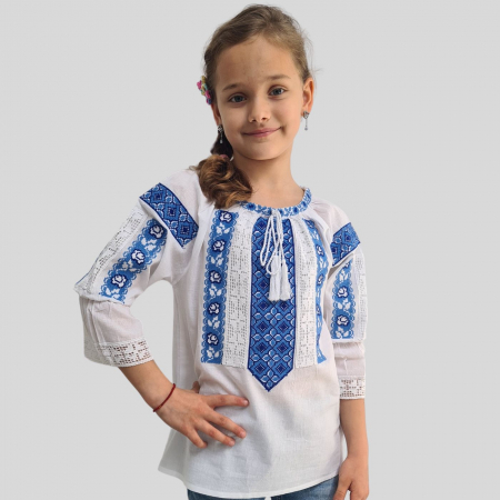 Ie fete Ruxandra  broderie albastră [2]