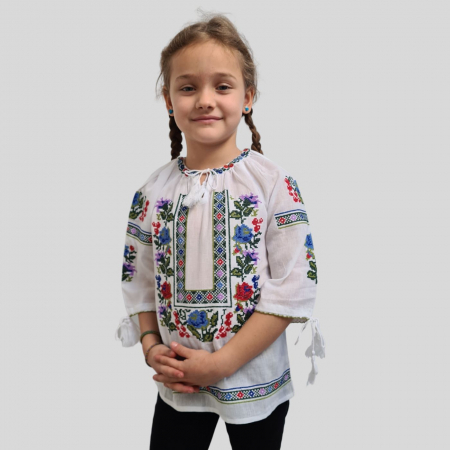 Ie fete Sevastita [1]