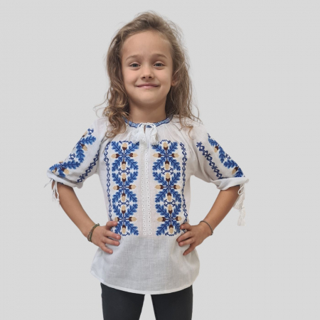 Ie fete Parascheva broderie albastra