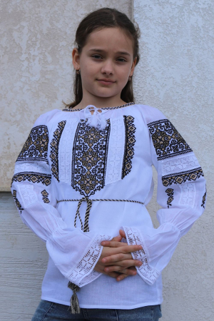 Ie fete Elefteria broderie bej [2]