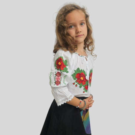 Ie fete Emanuela [2]