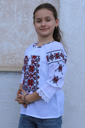 Ie fete Steluta broderie rosie [1]