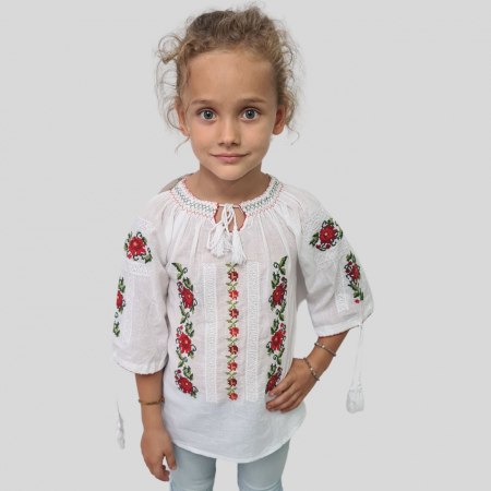 ie fete - Ie fete Irina