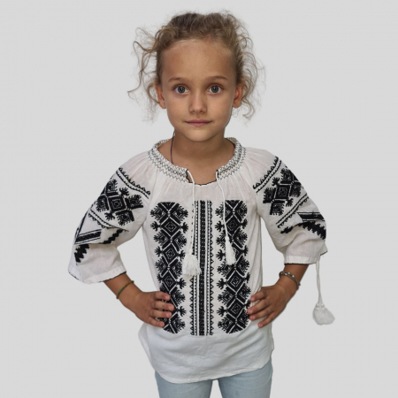 ie fete - Ie fete Lavinia broderie  neagra