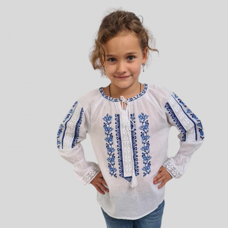 ie fete - Ie fete Dumitrita broderie albastra