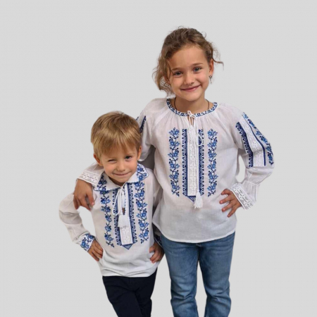 Ie fete Dumitrita broderie albastra [4]