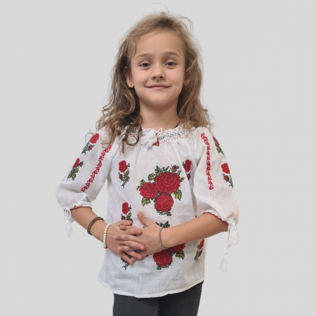 Ie fete Hristina1 [1]