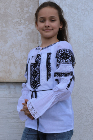 Ie fete Elefteria broderie neagra [2]