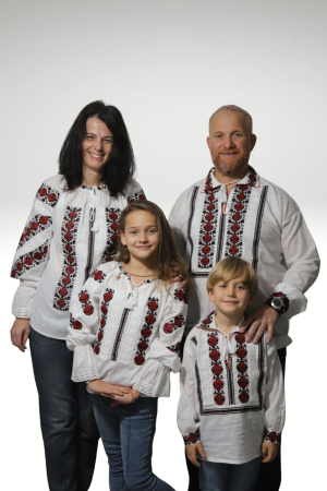 Seturi pentru familie - Set familie Pinufie broderie rosie