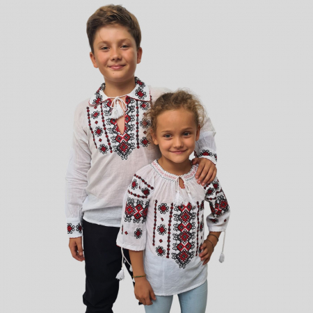 Seturi pentru familie - Set frate-sora Calinic broderie rosie