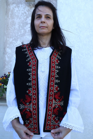 veste - Vestă damă Mavra broderie rosie