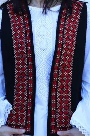 Vestă damă Bela broderie rosie [2]