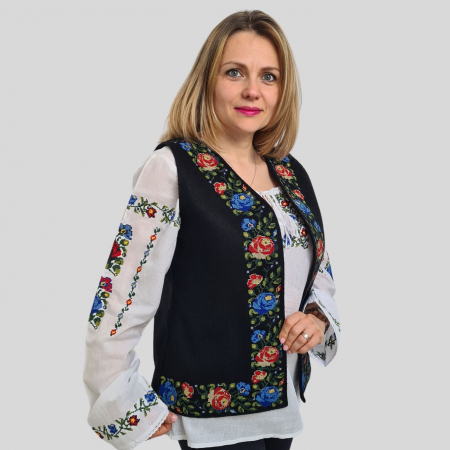 veste - Vestă damă trandafiri albastrii