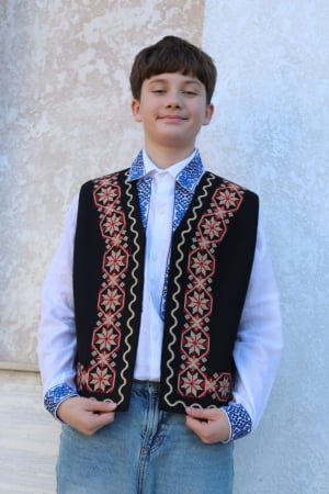 Vesta traditionala copii Matei broderie roșie [3]
