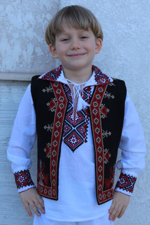 Vesta traditionala copii Mavric broderie rosie [1]