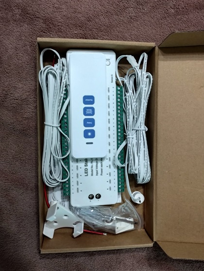 CONTROLER  28 SCARI CU  SENZORI SI TELECOMANDA [4]