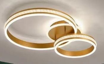 Lustra Led de la 101w la 179w - Lustra LED Dimabila 160w cu telecomanda 3 functii aurie-cristal