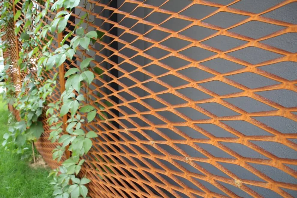 Tabla corten simpla, expandata perforata [8]