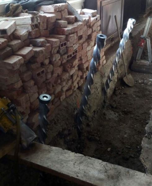 Bare elicoidale fixare pereti , reparatii zidarie [41]