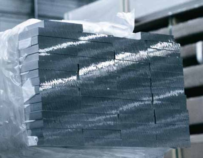 Bars, pipes, aluminum and stainless steel fittings [4]