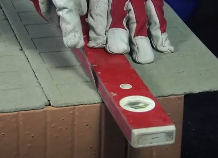 Benzi de mortar pentru zidarie [7]