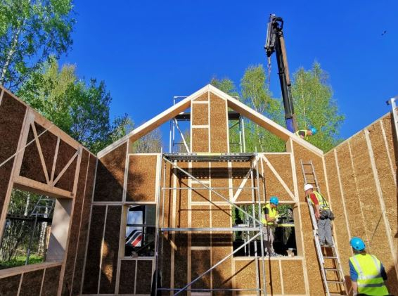 Straw panels house [5]