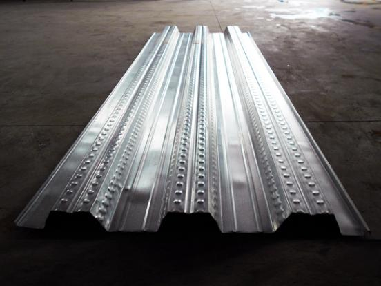 Corroborating permanent formwork made of steel sheets for concrete slabs [14]