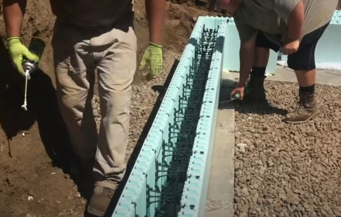 Cofraje pierdute termoizolante pentru grinzi de fundatie [13]