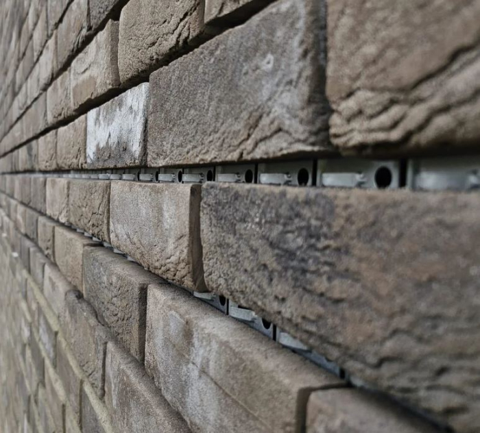 Fatada ventilata structura aluminiu si placari caramida [8]