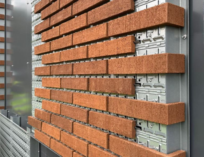 Fatada ventilata structura aluminiu si placari caramida [2]